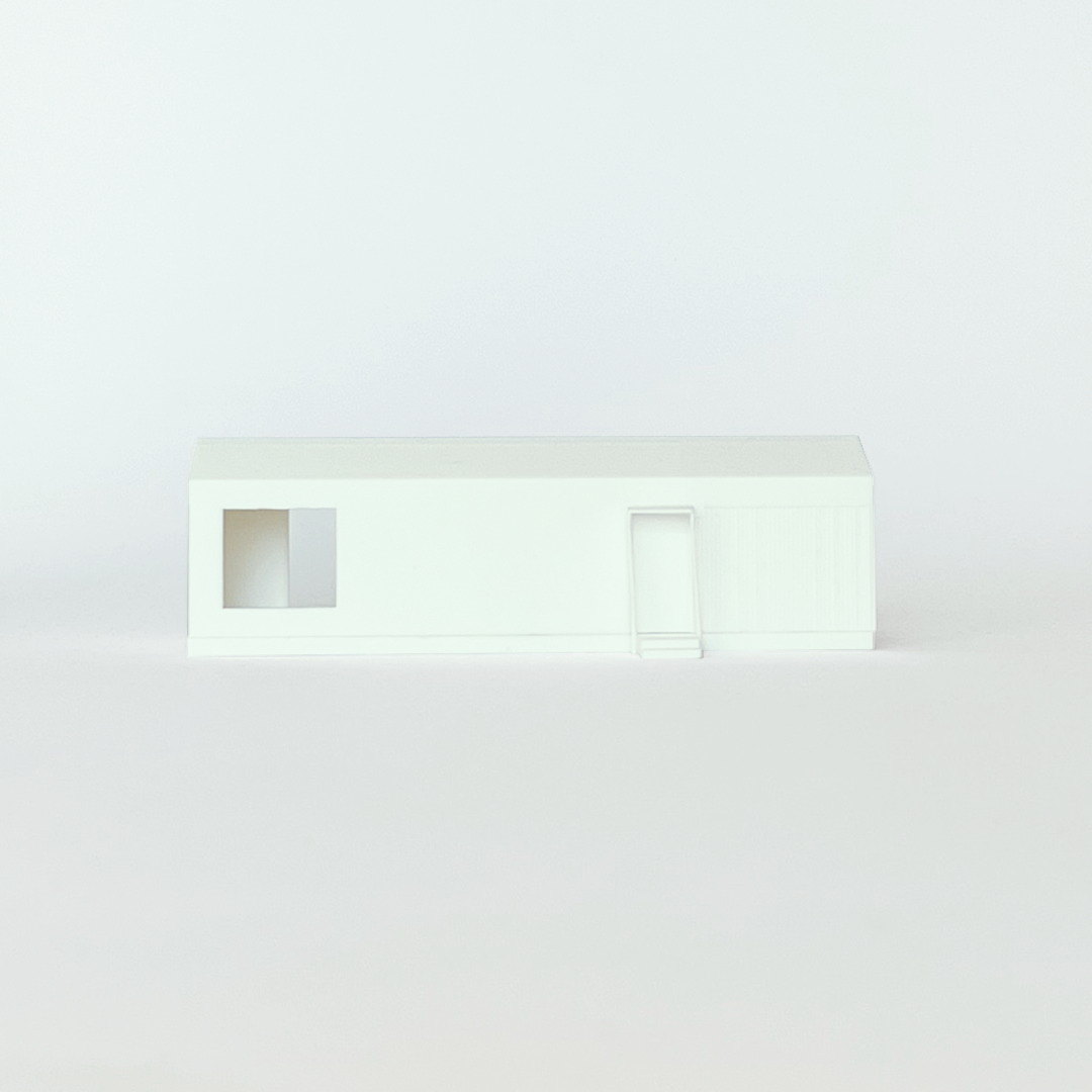 Weißes Architekturmodell eines Nohus Moduls, Studioaufnahme